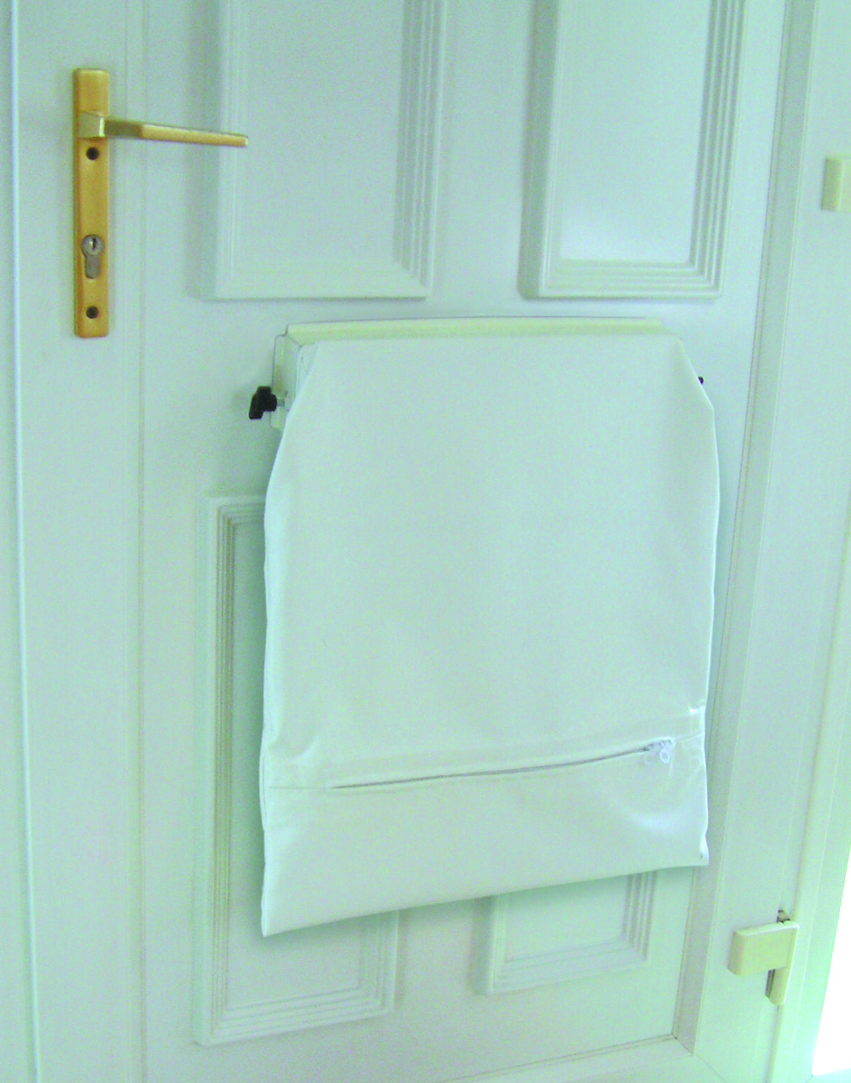 Mailguard Anti Arson Mailbag with lockable letterbox